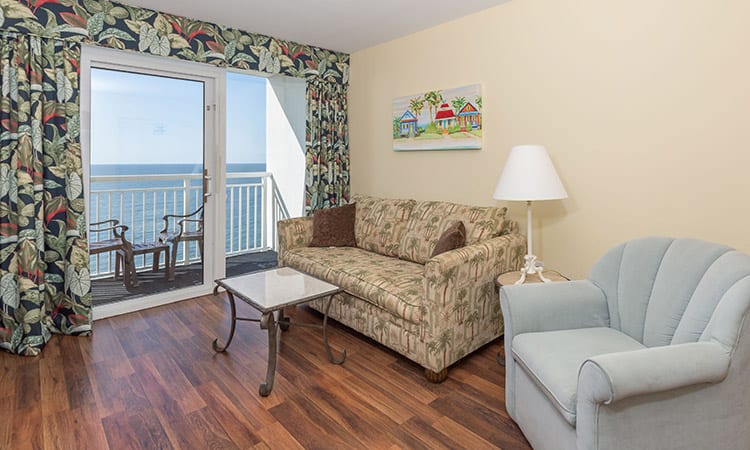 Oceanfront One Bedroom King Suite